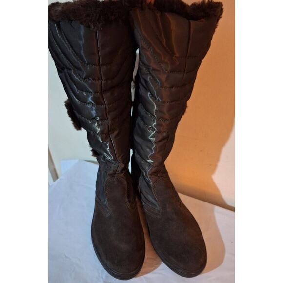 Pajar Women's Side Zip Wedge Heel Faux Fur Lined Boots Brown Suede/Nylon Size 40 - Picture 1 of 7